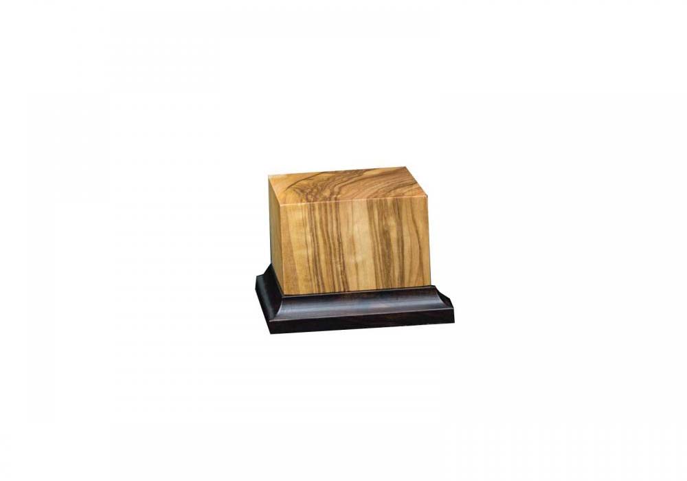 Peana de madera noble de olivo, 58x58x50mm